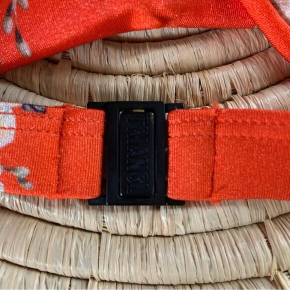 TRIANGL Women’s Triangle Bikini Swim Top Orange Parrot Floral Size Small - Picture 8 of 11